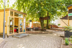  EASY Lodges Berlin  Берлин